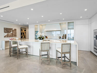 220 SE Mizner Boulevard, Boca Raton, FL 33432