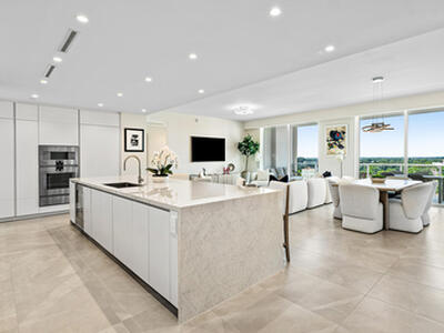 220 SE Mizner Boulevard, Boca Raton, FL 33432