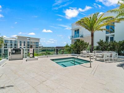 220 SE Mizner Boulevard, Boca Raton, FL 33432