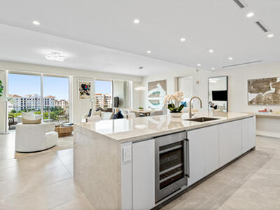 220 SE Mizner Boulevard, Boca Raton, FL 33432