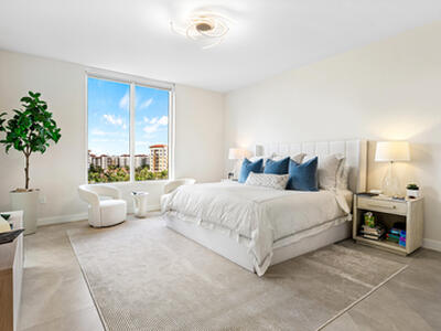 220 SE Mizner Boulevard, Boca Raton, FL 33432