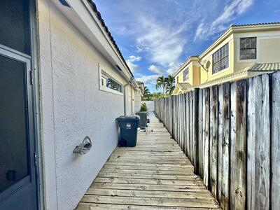 702 Via Toscana, Wellington, FL 33414