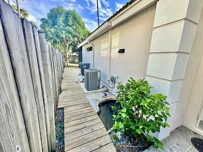 702 Via Toscana, Wellington, FL 33414