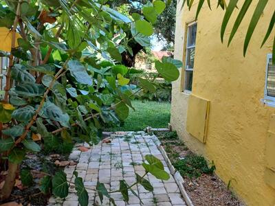 510 Evergreen Drive, Lake Park, FL 33403