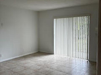 1846 Abbey Road, West Palm Beach, FL 33415