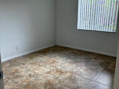 1846 Abbey Road, West Palm Beach, FL 33415