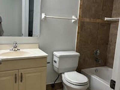 1846 Abbey Road, West Palm Beach, FL 33415