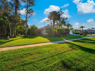 1350 Longlea Terrace, Wellington, FL 33414