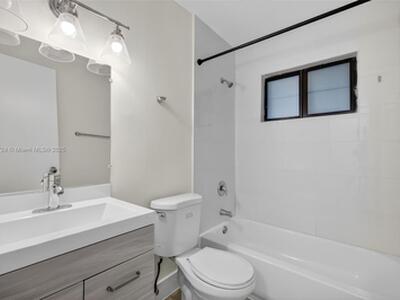 615 NE 26th Street, Wilton Manors, FL 33305