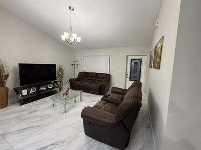 1082 SW Bellevue Avenue, Port Saint Lucie, FL 34953