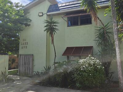 111 Lake Avenue, Lake Worth Beach, FL 33460