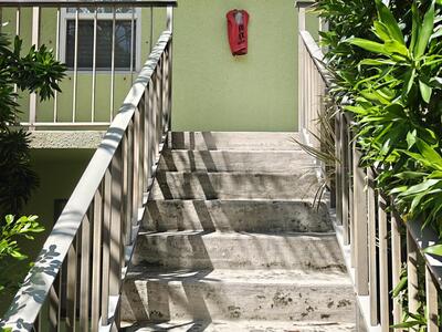 111 Lake Avenue, Lake Worth Beach, FL 33460