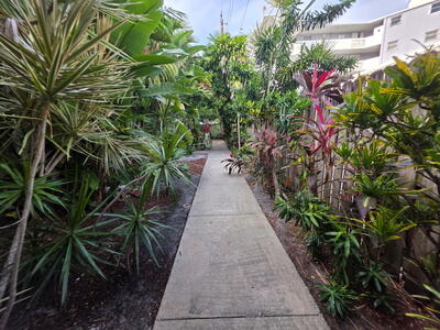 111 Lake Avenue, Lake Worth Beach, FL 33460