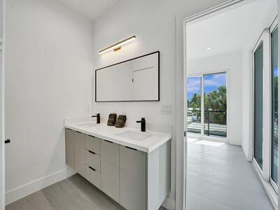 1226 NE 15th Avenue, Fort Lauderdale, FL 33304