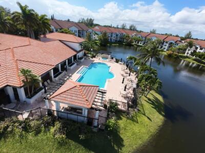 401 Villa Circle, Boynton Beach, FL 33435