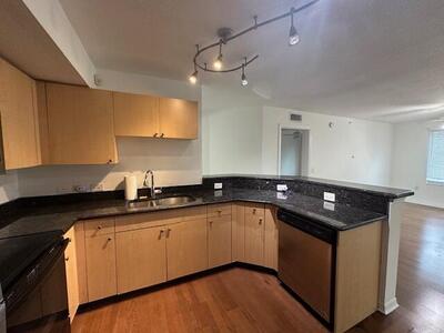 401 Villa Circle, Boynton Beach, FL 33435