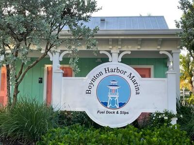 401 Villa Circle, Boynton Beach, FL 33435