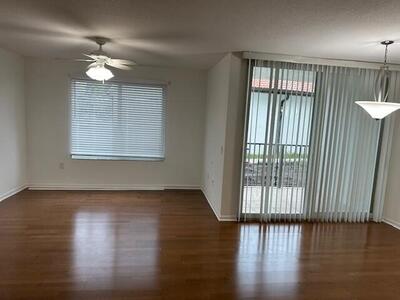 401 Villa Circle, Boynton Beach, FL 33435