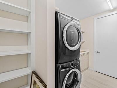 200 SE Mizner Boulevard, Boca Raton, FL 33432