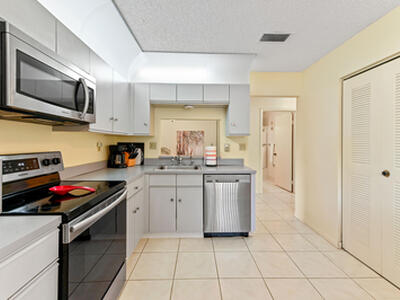 15144 Ashland Street, Delray Beach, FL 33484