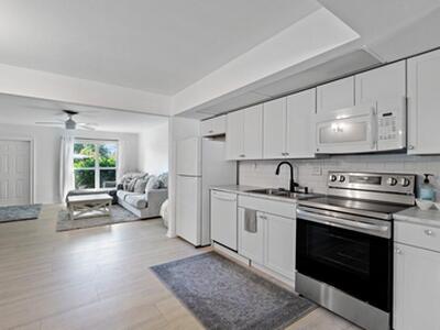 2856 NE 5th Avenue, Boca Raton, FL 33431