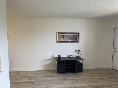 400 Village Green Circle W, Palm Springs, FL 33461