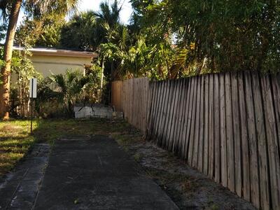 126 Cleveland Street, Lake Worth Beach, FL 33461