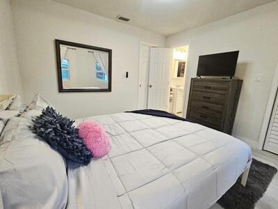 719 Briggs Street, West Palm Beach, FL 33405