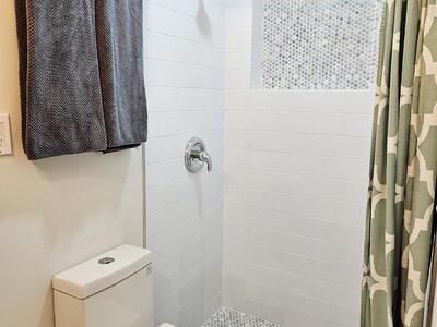 719 Briggs Street, West Palm Beach, FL 33405