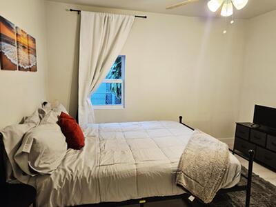 719 Briggs Street, West Palm Beach, FL 33405