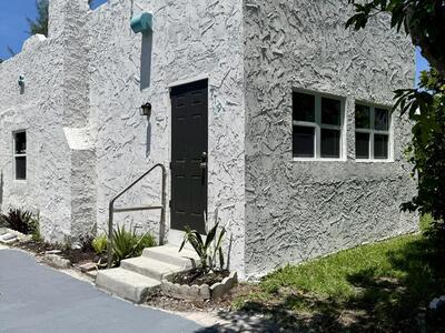 719 Briggs Street, West Palm Beach, FL 33405