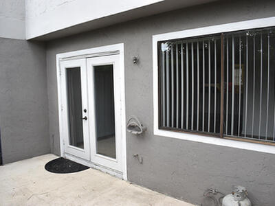 905 Riverside Drive, Greenacres, FL 33463