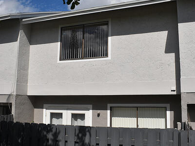 905 Riverside Drive, Greenacres, FL 33463