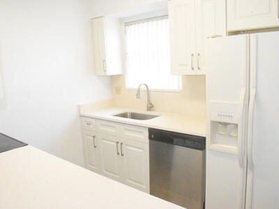 905 Riverside Drive, Greenacres, FL 33463