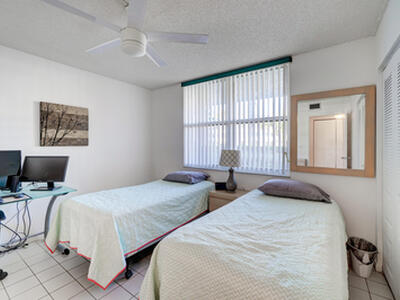 7620 NW 18th Street, Margate, FL 33063