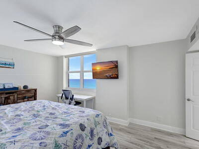 5420 N Ocean Drive, Singer Island, FL 33404