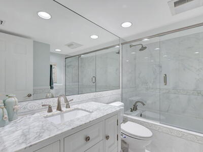 5420 N Ocean Drive, Singer Island, FL 33404