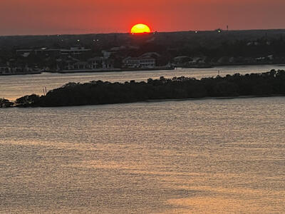 5420 N Ocean Drive, Singer Island, FL 33404