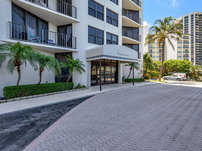 5420 N Ocean Drive, Singer Island, FL 33404