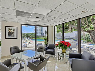 5420 N Ocean Drive, Singer Island, FL 33404