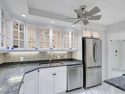 5420 N Ocean Drive, Singer Island, FL 33404