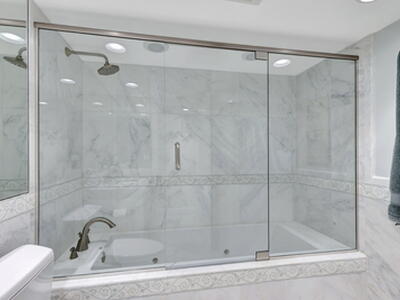 5420 N Ocean Drive, Singer Island, FL 33404