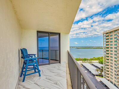 5420 N Ocean Drive, Singer Island, FL 33404