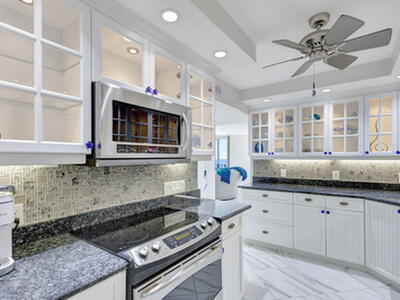 5420 N Ocean Drive, Singer Island, FL 33404