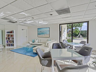 5420 N Ocean Drive, Singer Island, FL 33404