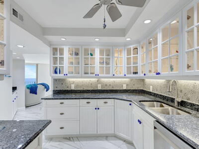 5420 N Ocean Drive, Singer Island, FL 33404