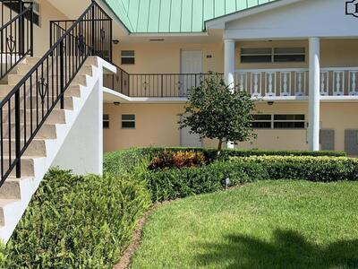 19 Colonial Club Drive Drive, Boynton Beach, FL 33435