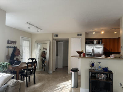 1020 Crystal Way, Delray Beach, FL 33444