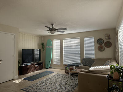 1020 Crystal Way, Delray Beach, FL 33444