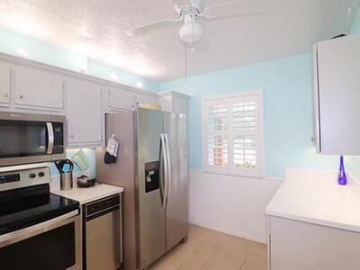 133 Lakes End Drive, Fort Pierce, FL 34982